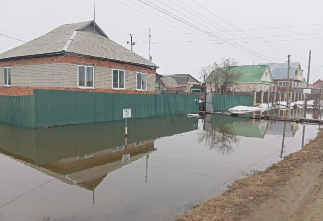 Работы по отделению талой воды продолжаются во всех поселениях  Одесского района