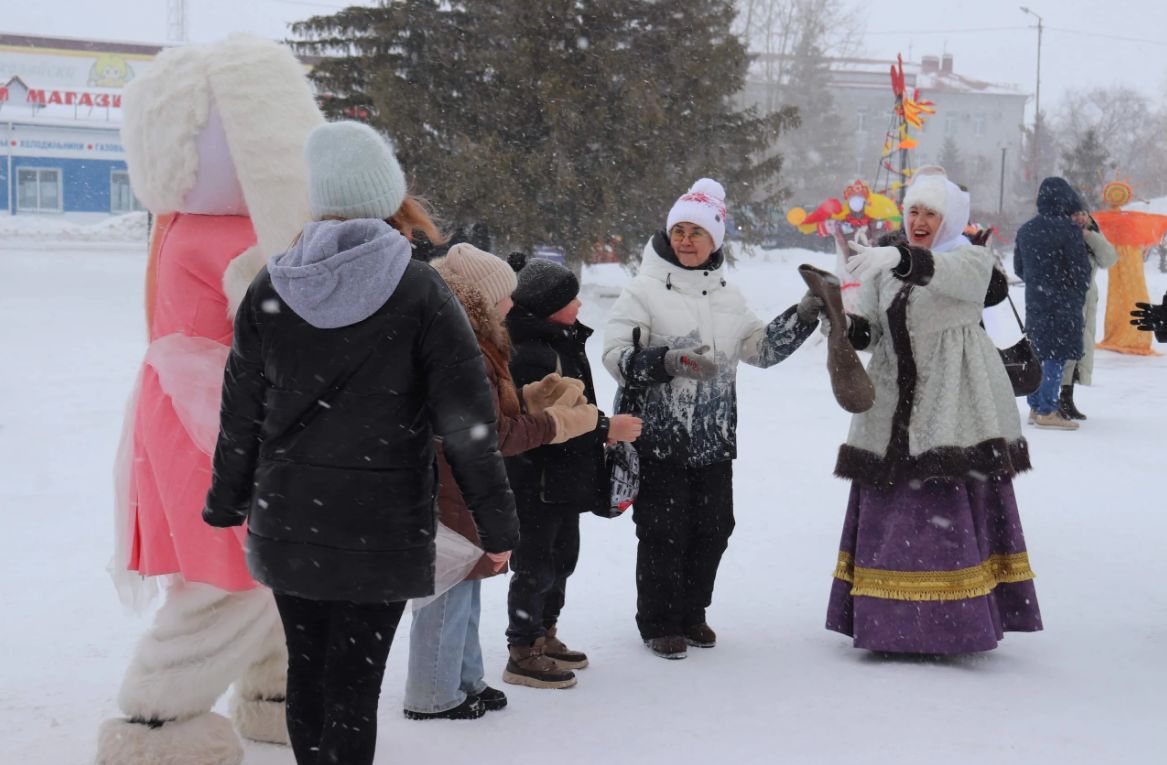 Одесситы валенками кидались и Сударыню-Масленицу выбирали!