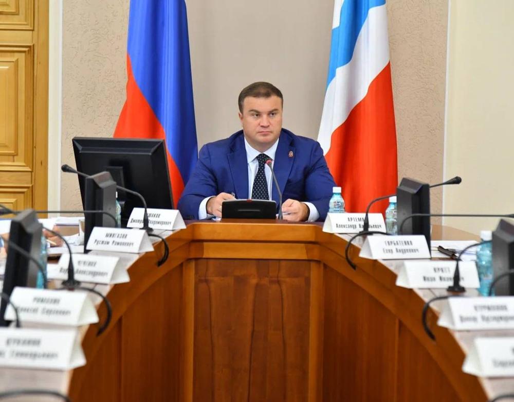 Виталий Хоценко предложил увеличить выплаты к почётным знакам Материнская слава и Отцовская доблесть в 2,5 раза
