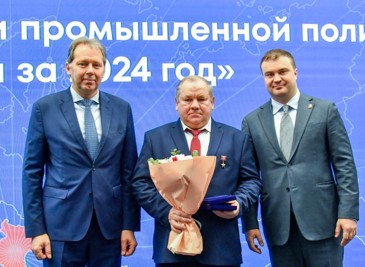 Виталий Хоценко сообщил о вручении первой в истории региона награды Герой Омской области