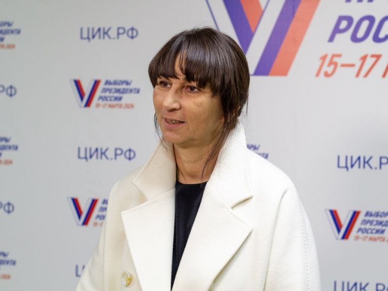 По поручению Виталия Хоценко на реконструкцию и капремонт двух сельских дорог направят 178 млн рублей