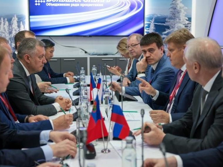 Анатолий Серышев рассказал о плодотворной работе сибирских регионов на ПМЭФ-2024