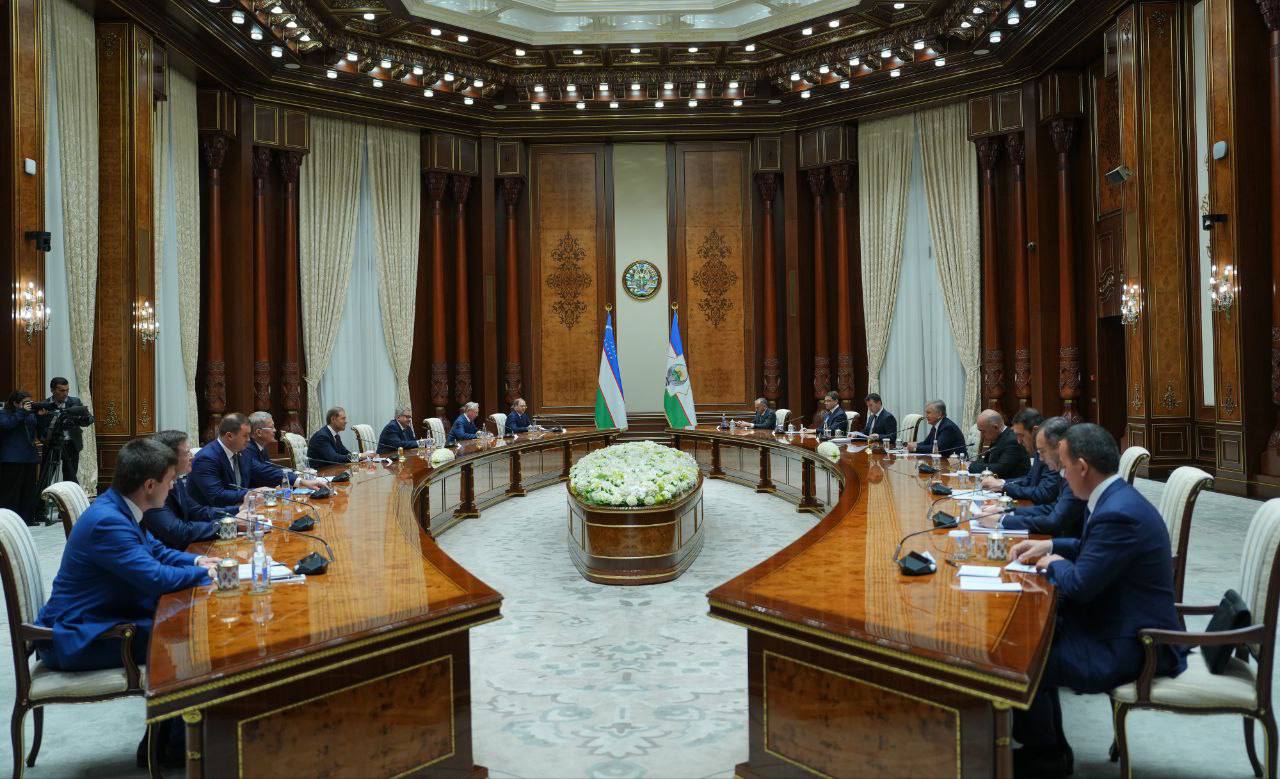 Губернатор Виталий Хоценко заявил о готовности принять в 2027 году Совет регионов России и Узбекистана